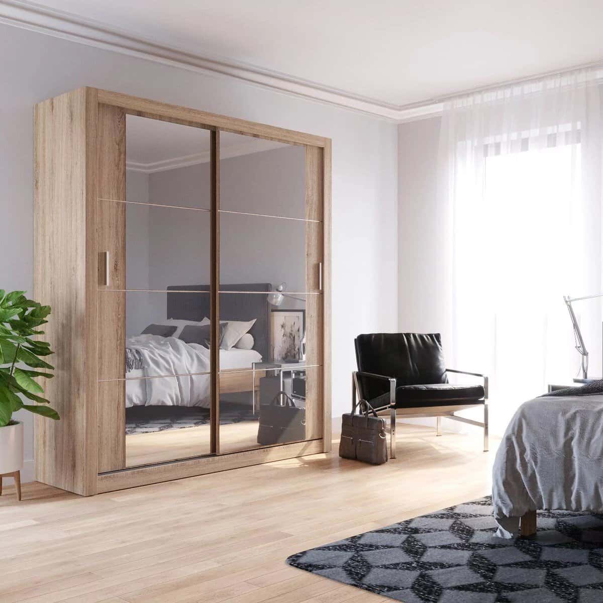 Proganta wardrobe