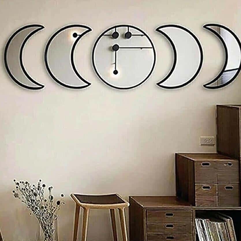 Hernandez decorative mirror