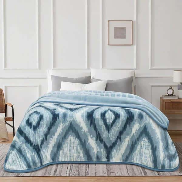 Plush blanket 6