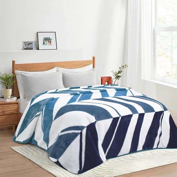 Plush blanket 10