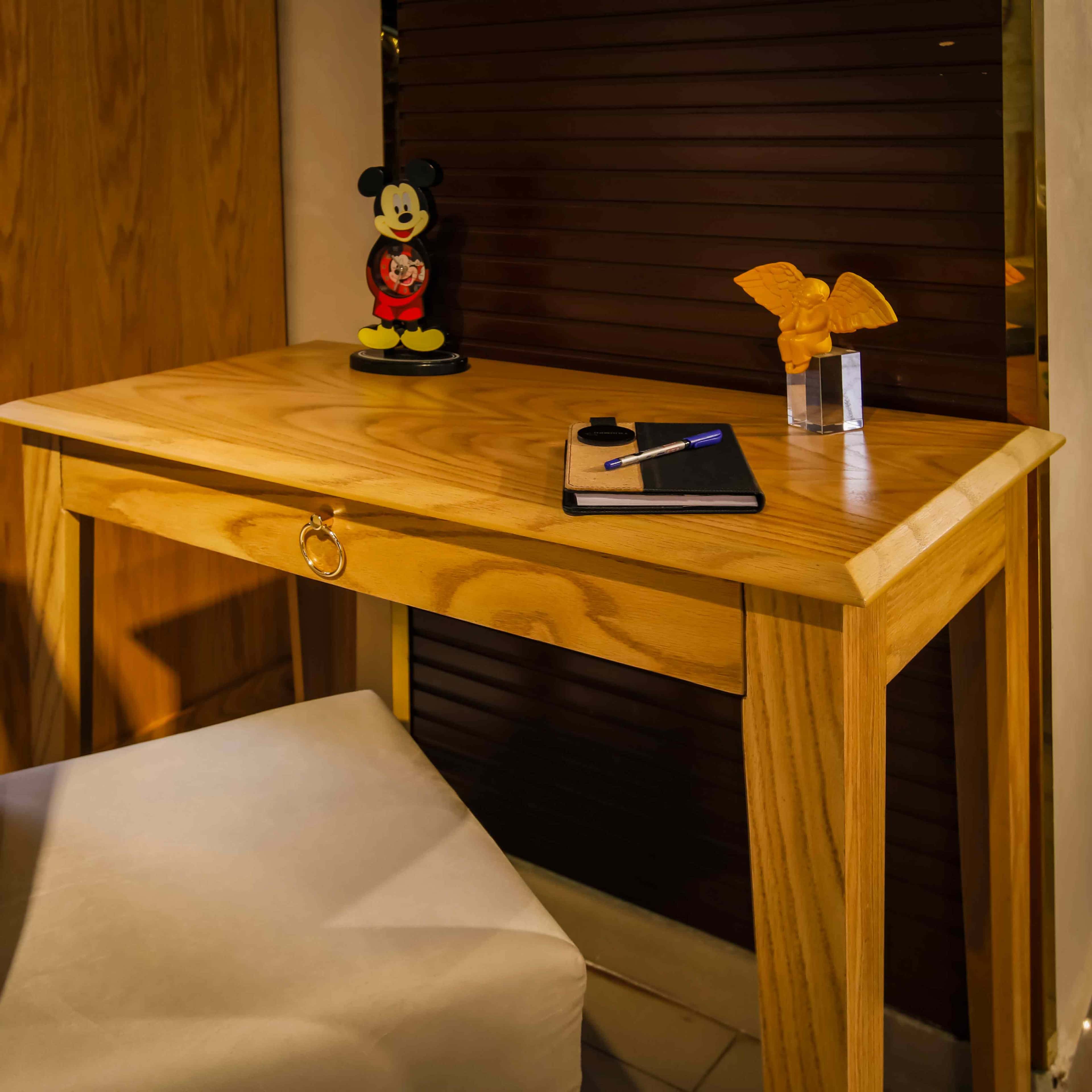 Palermo Youth Desk