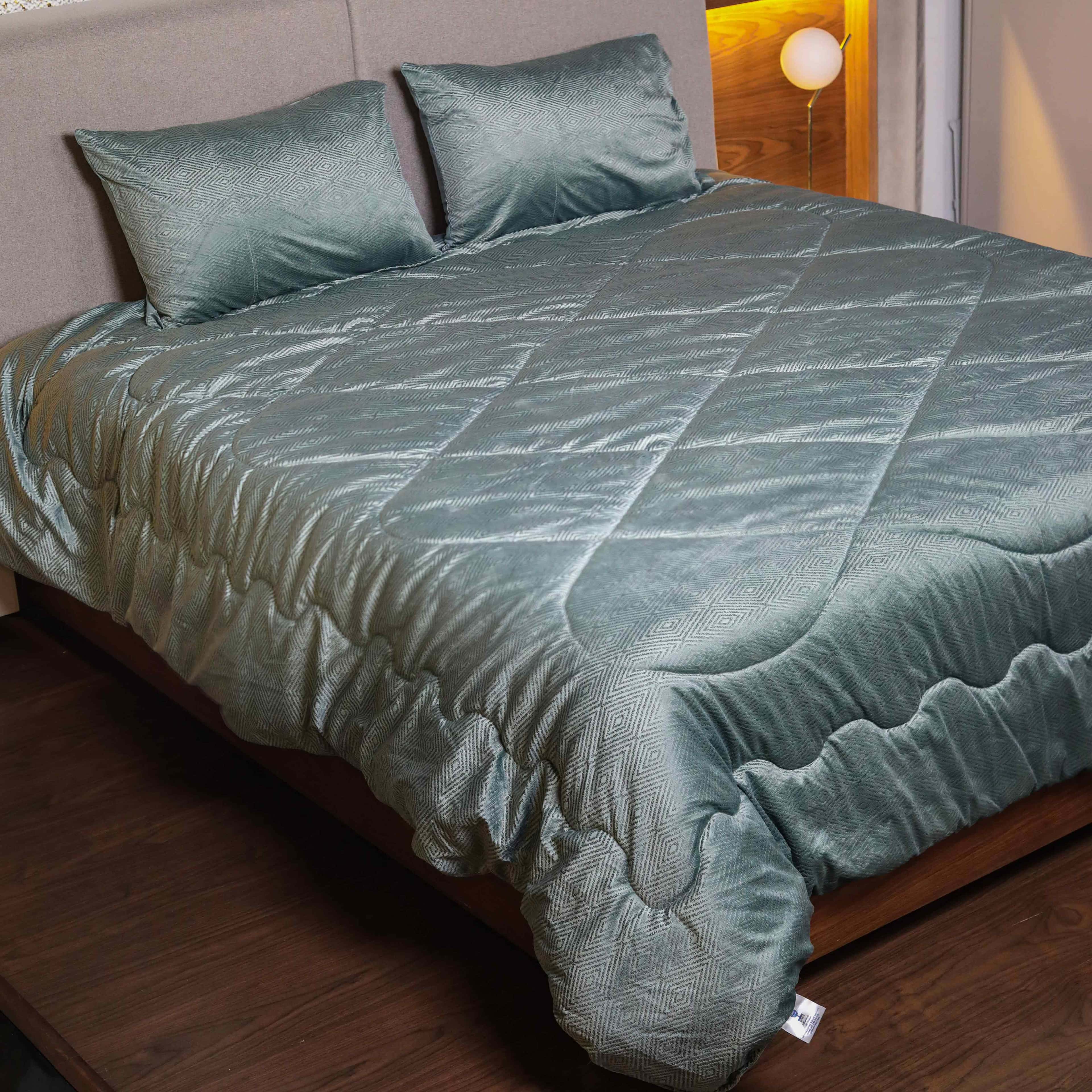 Hogatch plush duvet