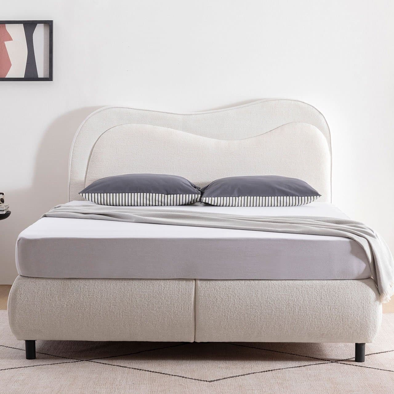 Mikasa Bed