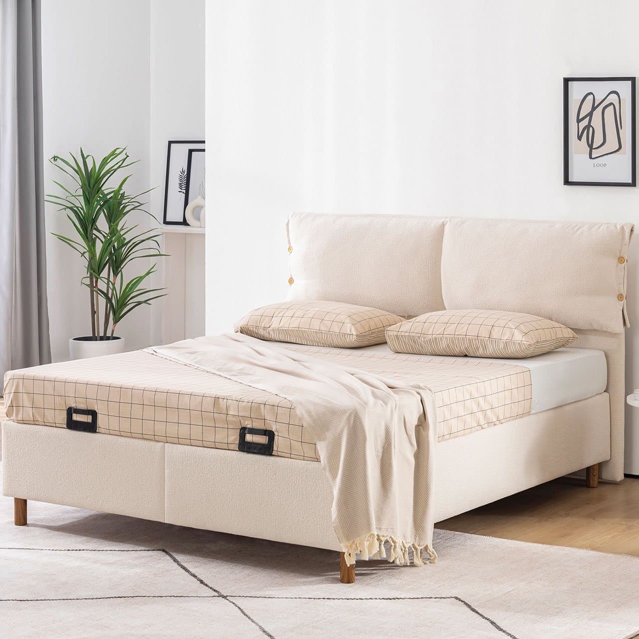 Ackerman Bed