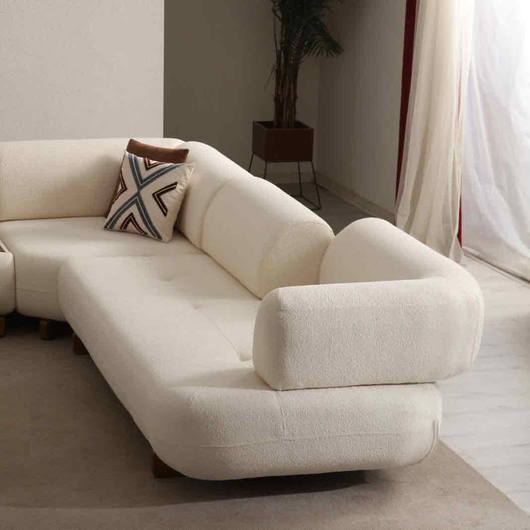 Muazn  Corner 4