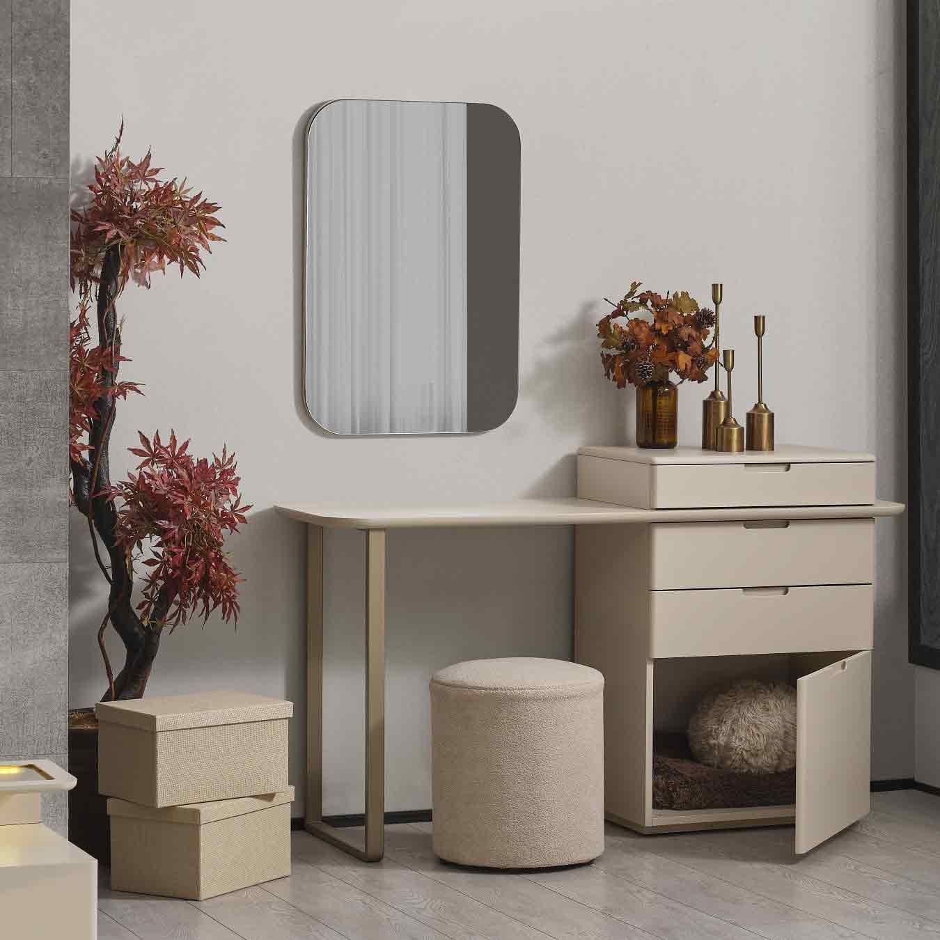 The Noble dresser