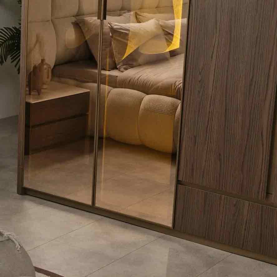 Tranquil bedroom wardrobe 4
